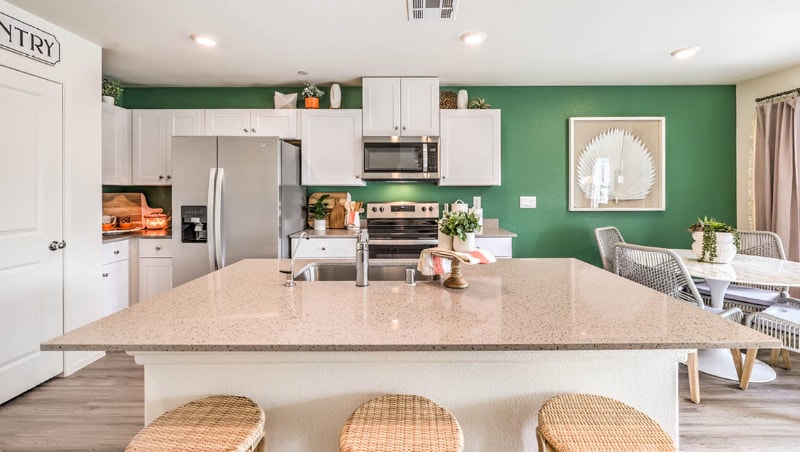 Building Photo - 4934 Fern Mesa Ave