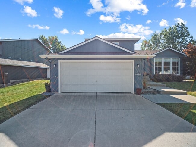 Building Photo - Furnished 3-Bedroom Home in Spokane Valley – Comfortable & Move-In Ready