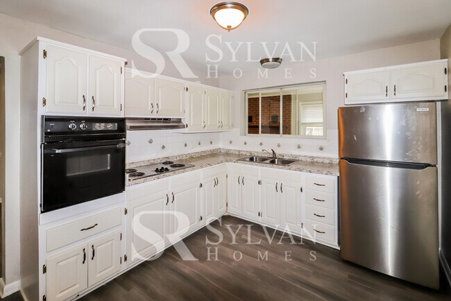 Building Photo - At Last, This Is What You Have Been Searching For!