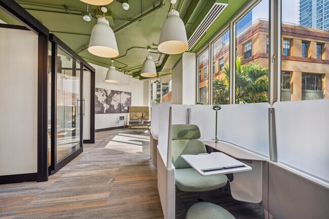 Building Photo - 388 Beale St