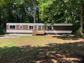 Building Photo - 299 Canal Trce