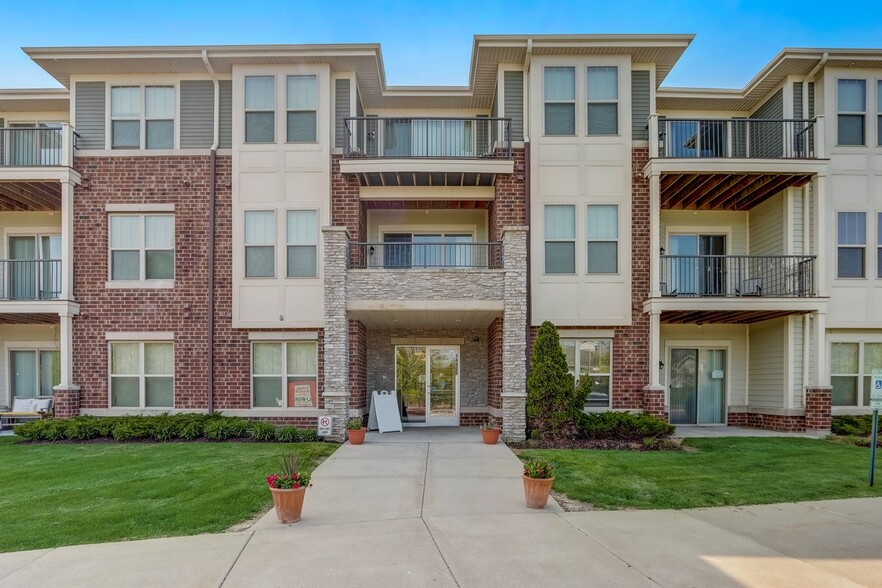 Main Entrance - Central Pointe Luxury Apartments