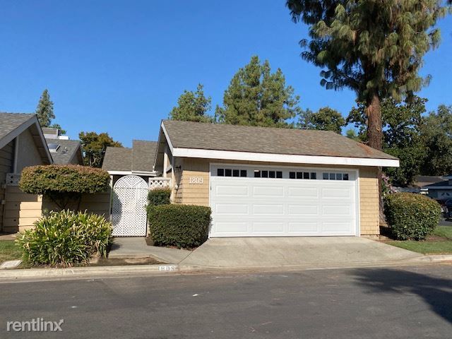 Primary Photo - 3 br, 2 bath Condo - 1809 South Cain Court