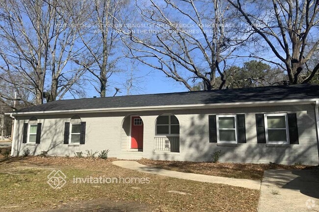 Building Photo - 10 Porter Cir