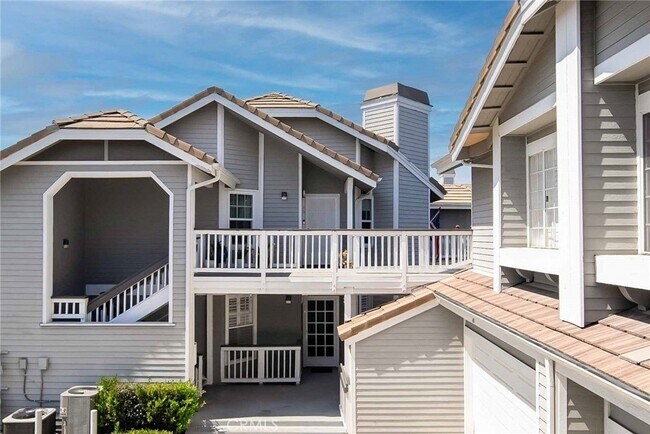 Building Photo - 10371 Garden Grove Blvd
