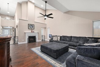 Building Photo - 1917 Endeavor Ct