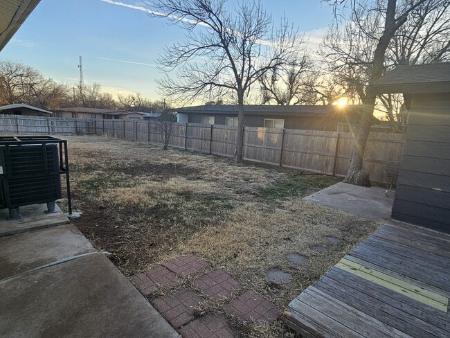 Building Photo - 1902 NW 39th St