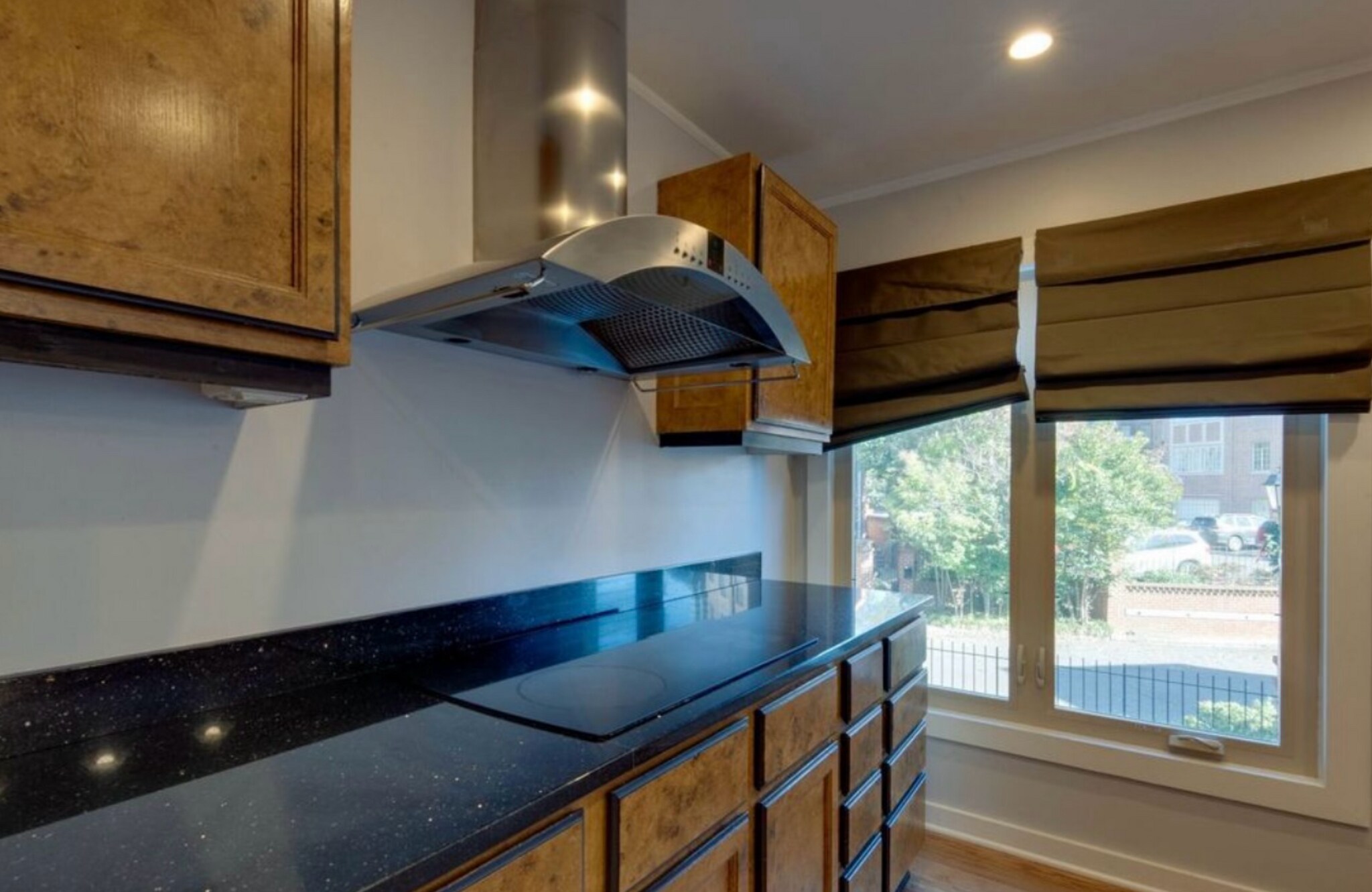 Building Photo - 315 Settlers Ln