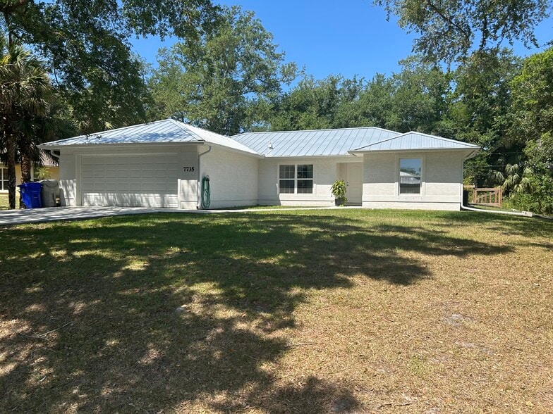 Building Photo - 7735 96th Ct