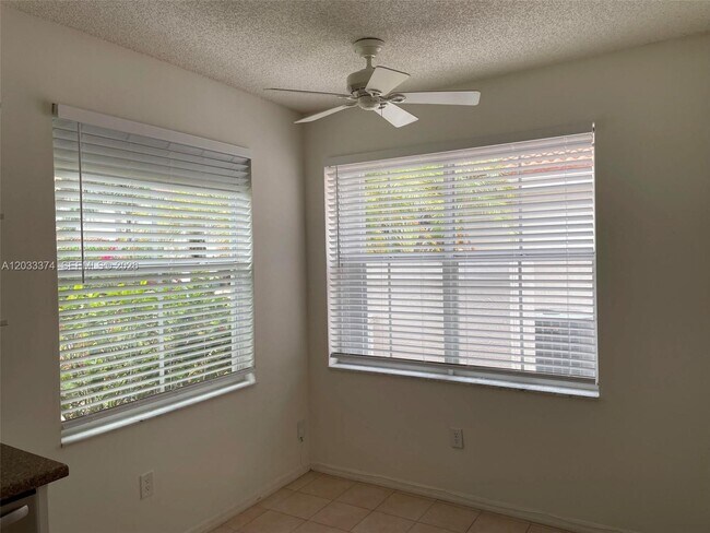 Building Photo - 1521 Seagrape Way