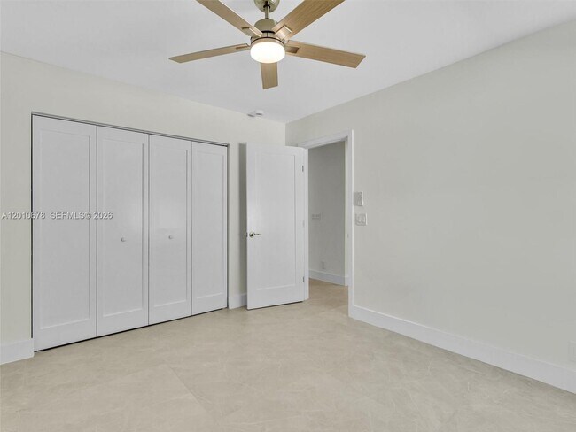 Building Photo - 3863 SW 53rd Pl