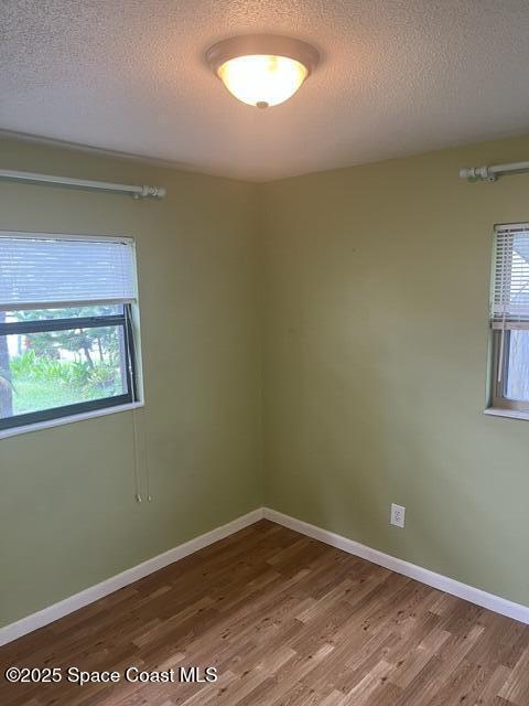Building Photo - 978 Nagle Dr