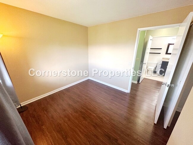 Building Photo - 94-545-545 Lumiaina St