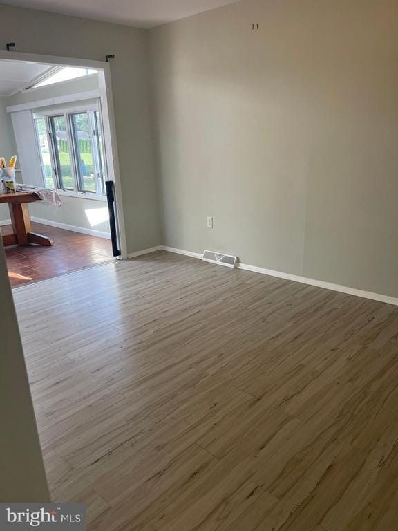 Building Photo - 104 Linden Ln