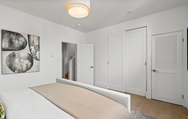 Building Photo - Charming Two Bedroom Condo in Mission Dolores - Please Contact for Showing Availability!