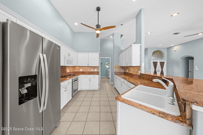 Building Photo - 908 Fostoria Dr