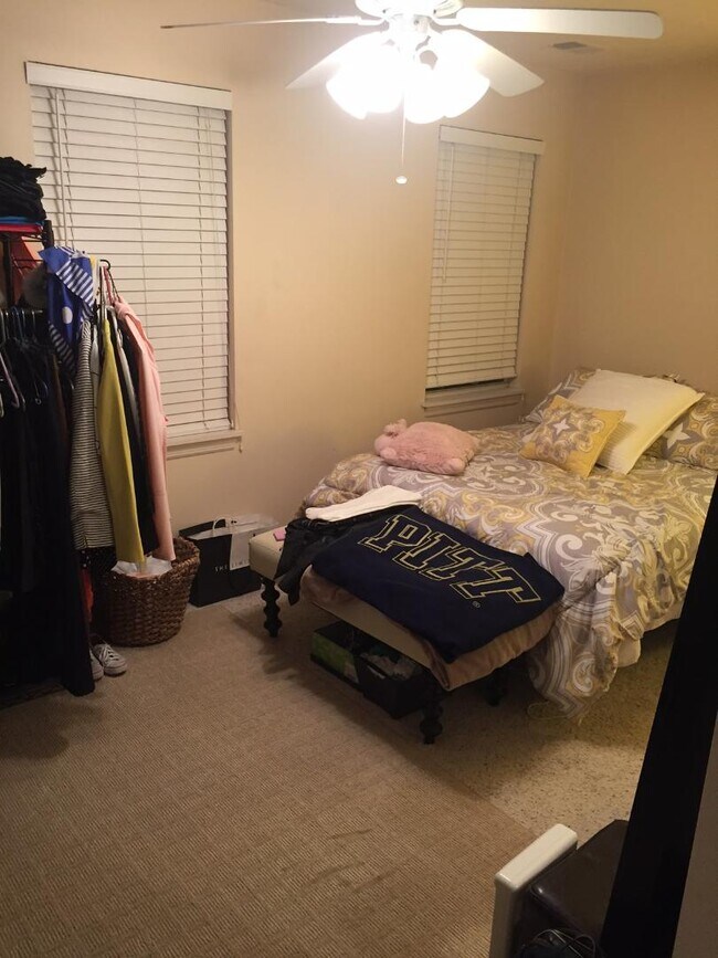 Building Photo - 1802 Wharton St