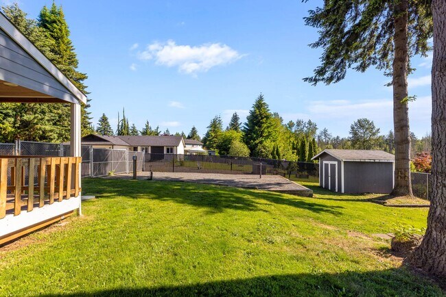 Building Photo - Lake Stevens Home with Skylights & Spacious Outdoor Living