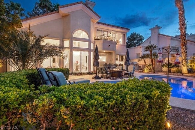 Building Photo - 8856 Rainbow Ridge Dr