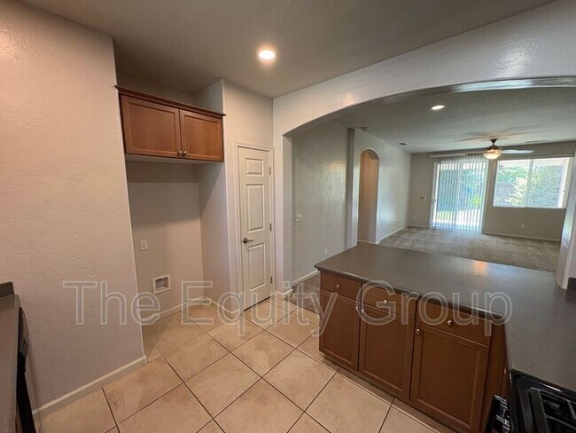 Building Photo - 6251 W Perez Ave