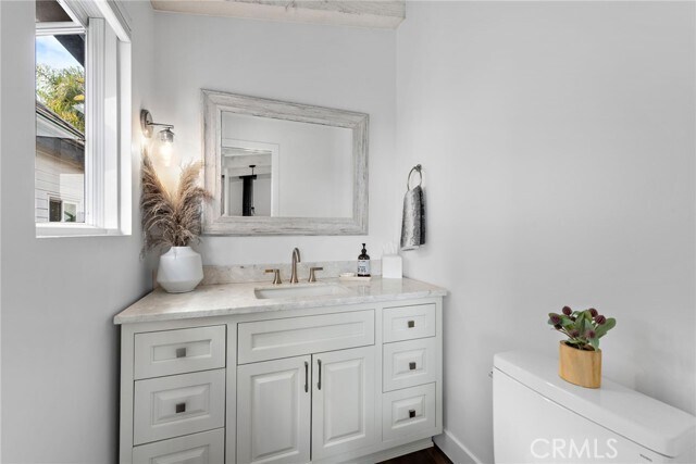 Building Photo - 25211 La Cresta Dr
