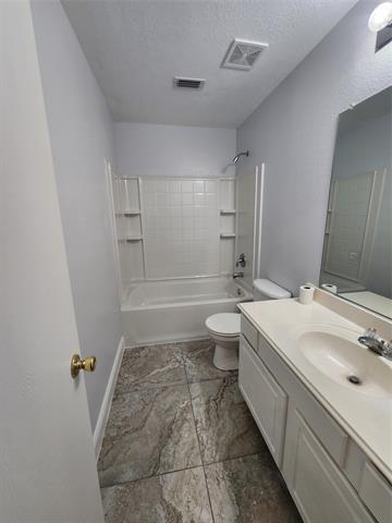 Building Photo - 529 Roundrock Ln