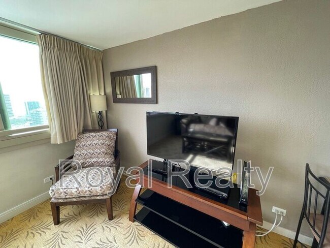 Building Photo - 445 Seaside Ave