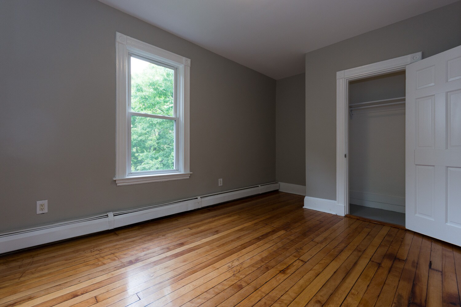 Building Photo - 22 Highland Ave