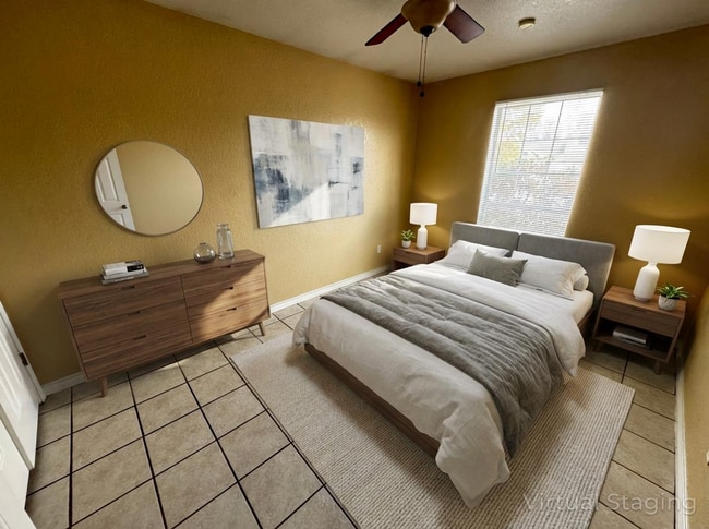 Building Photo - 2402 Simone Dr