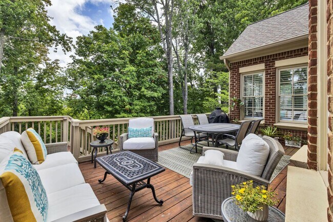 Building Photo - Fully Furnished 4 Bedroom, 3.5 Bath w/ 3 Car Garage and Unfinished Basement in Governors Club