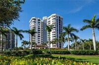 Building Photo - 6075 Pelican Bay Blvd
