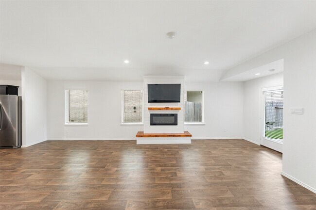 Building Photo - 5134 Cherry Tallow Trl
