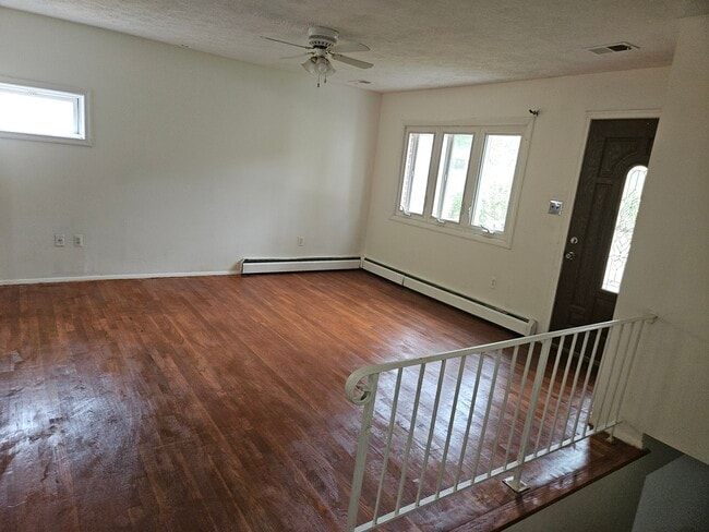 Building Photo - 14291 Fontana Ct