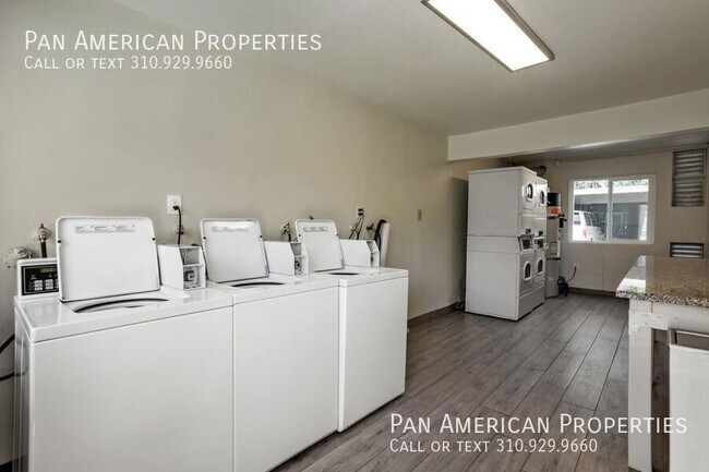 Building Photo - 13919 Coteau Dr