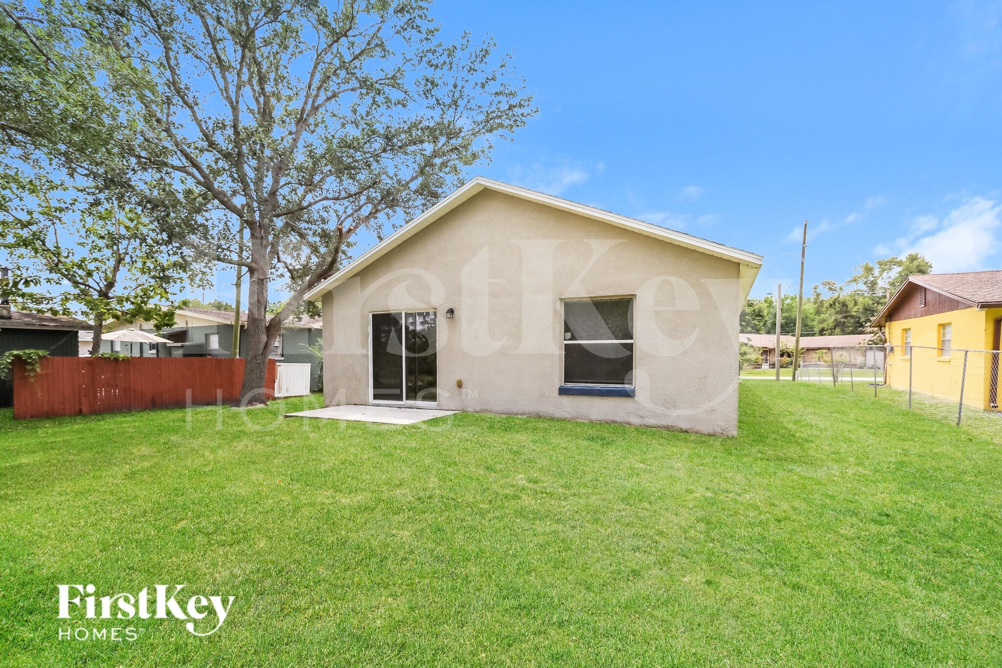 Building Photo - 1683 Christopher St