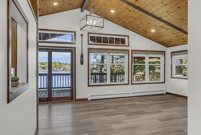 Building Photo - 23 Laurie Ln