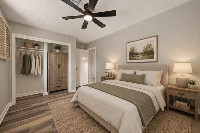 Building Photo - 3703 Tiffany Dr