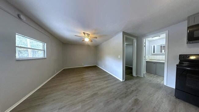 Building Photo - 8240 Krag Dr