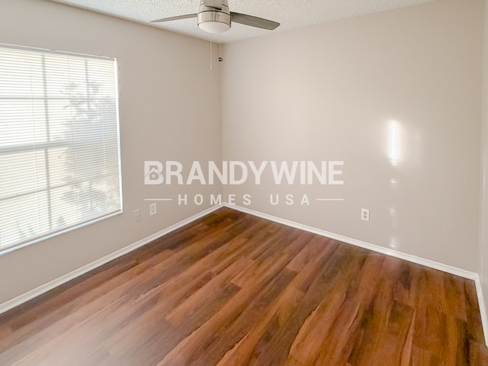 Building Photo - 3314 Lake Tiny Cir