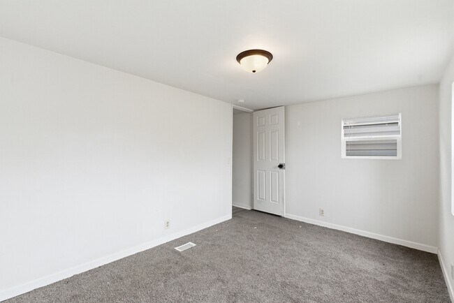 Building Photo - 107 Gumbo Dr