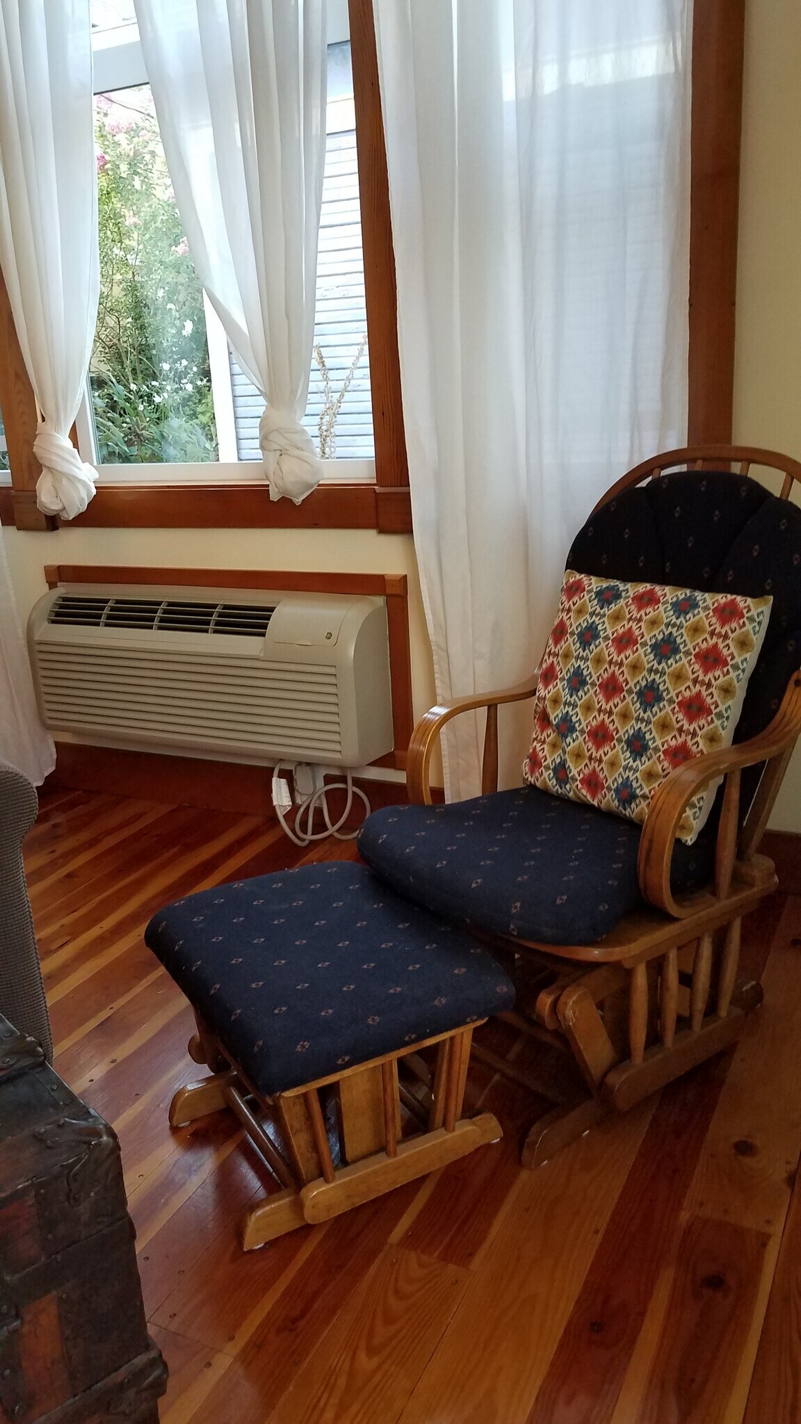 Building Photo - 3733 N Michigan Ave