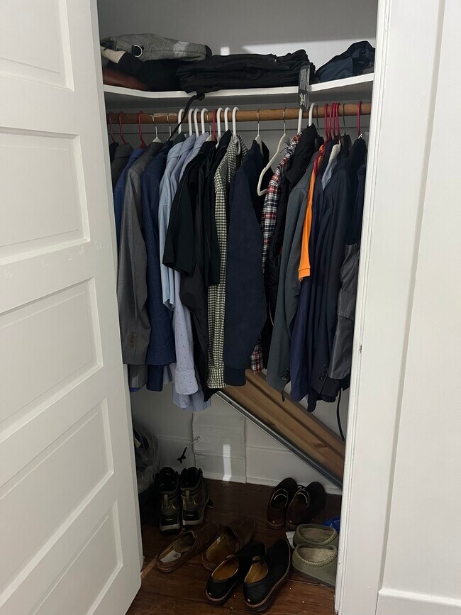 Building Photo - 2506 N Alder St