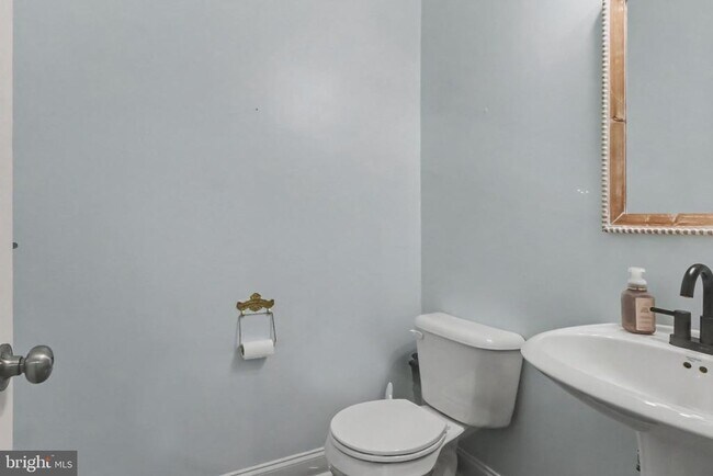 Building Photo - 1461 Keegan Ln