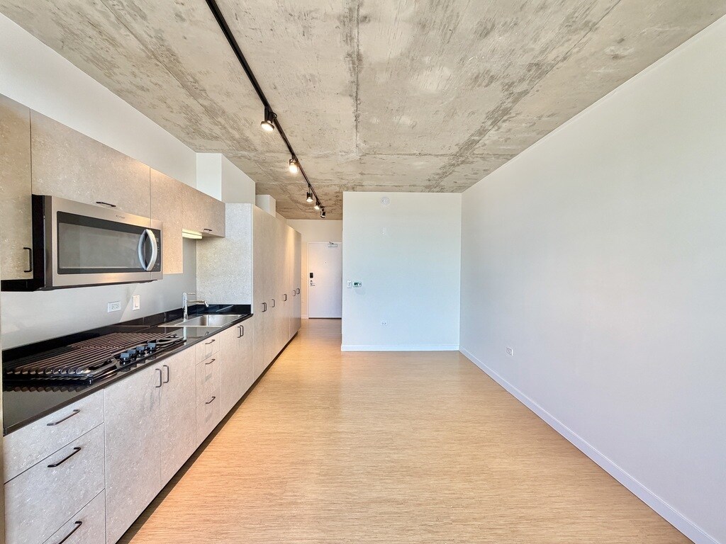 Building Photo - 1515 N Fremont St