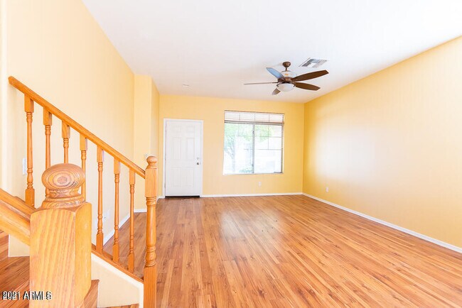 Building Photo - 1296 E Weatherby Way