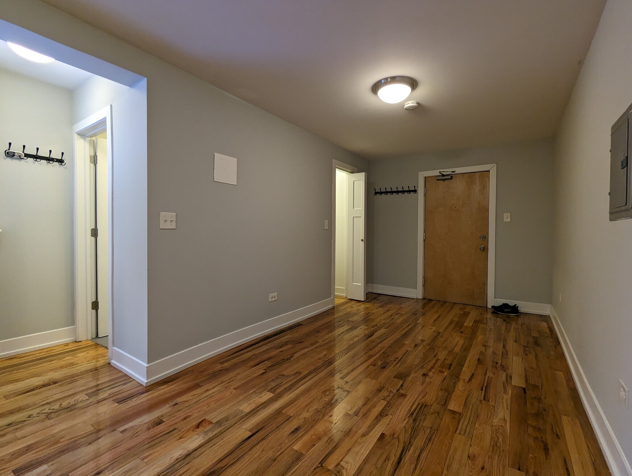 Building Photo - 556 W Arlington Pl