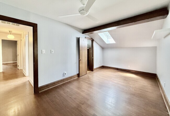 Building Photo - 15 Harvey Pl