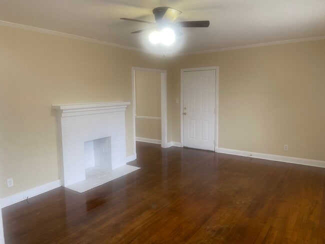 Building Photo - ***Near Ft. Benning. Columbus, GA 2 Bedroom / 1 Bathroom Home for Rent***