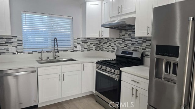 Building Photo - 425 W Orangethorpe Ave