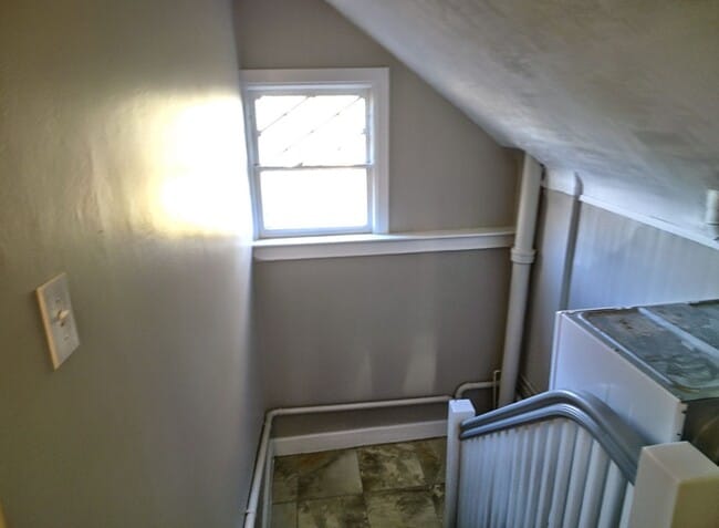 Building Photo - LOCATION LOCATION!! Coveted City Park neighborhood! Move in special $500 off 1st months' rent!